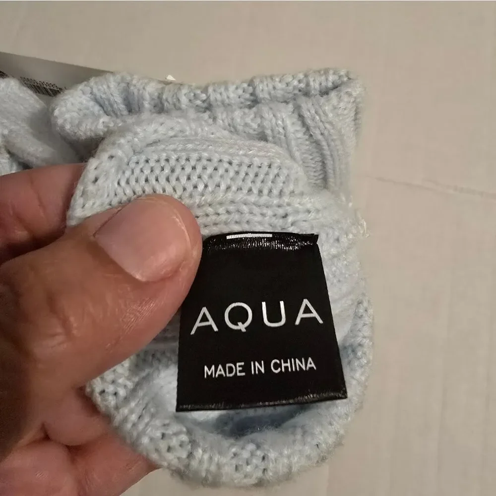 NWT Aqua Pop-top Knitted Gloves In Ice Blue One Size